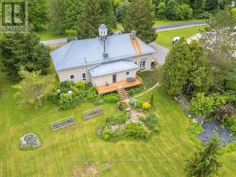 21481 Butternut Lane South Glengarry ON K0C 1Z0