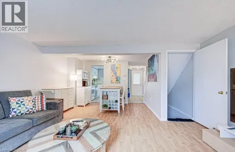 854 Elgin Street North Cambridge ON N1R 8C2