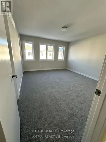 953 Seagrave Lane Ottawa ON K0A 2Z0