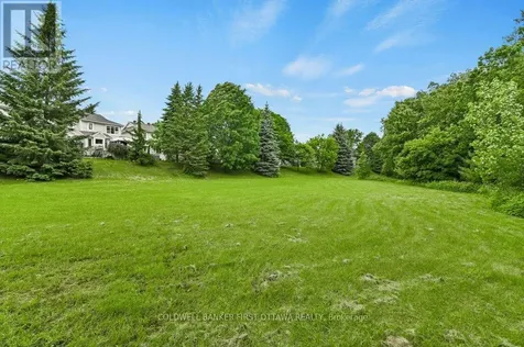 131 Hearst Way Ottawa ON K2L 4G5