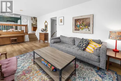 8 Jessie Drive Perth ON K7H 3J1