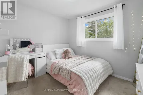8 Jessie Drive Perth ON K7H 3J1