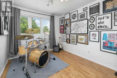 8 Jessie Drive Perth ON K7H 3J1