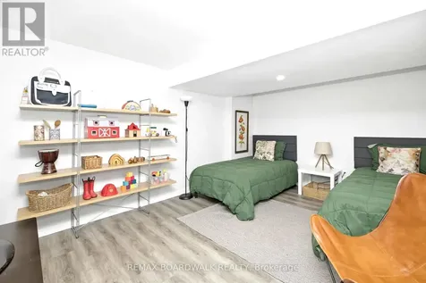 8 Jessie Drive Perth ON K7H 3J1