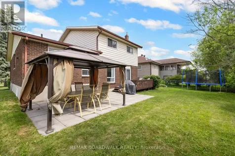 8 Jessie Drive Perth ON K7H 3J1
