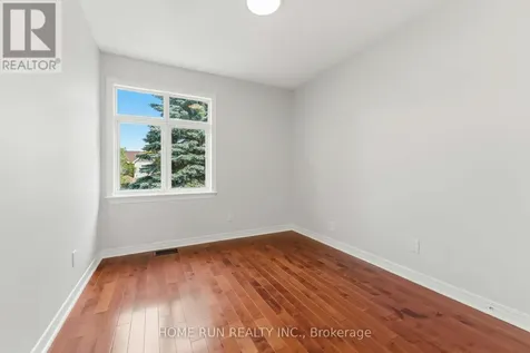 20 Redding Way Ottawa ON K2G 6C2