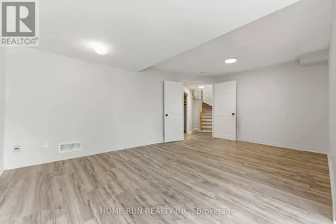 20 Redding Way Ottawa ON K2G 6C2