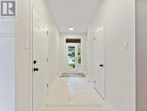20 Redding Way Ottawa ON K2G 6C2