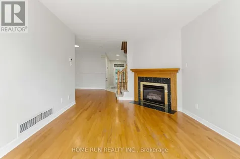 20 Redding Way Ottawa ON K2G 6C2