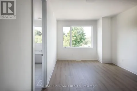 724 Kenny Gordon Avenue Ottawa ON K4M 0X8