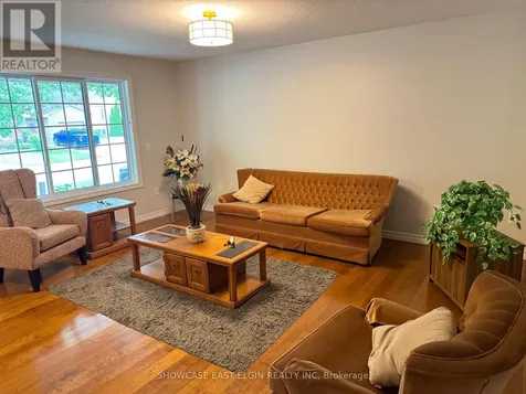 10 Holland Avenue Aylmer ON N5H 3J3