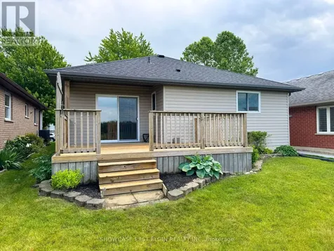 10 Holland Avenue Aylmer ON N5H 3J3