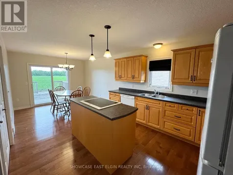 10 Holland Avenue Aylmer ON N5H 3J3