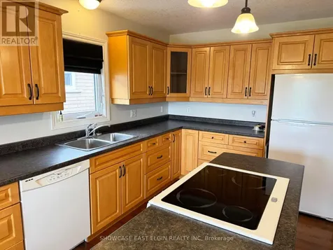 10 Holland Avenue Aylmer ON N5H 3J3