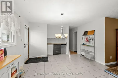 71 Melanie Drive Aylmer ON N5H 3G5