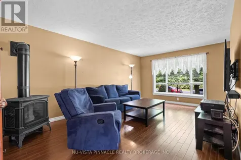 71 Melanie Drive Aylmer ON N5H 3G5