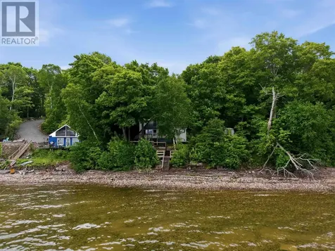 156 Kelly Creek Road Goulais River ON P0S 1A0