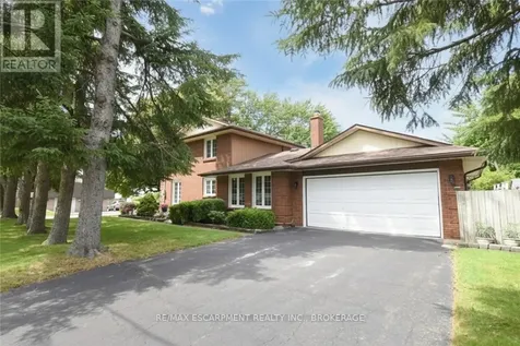 24 Shaw Street Haldimand ON N3W 1K2