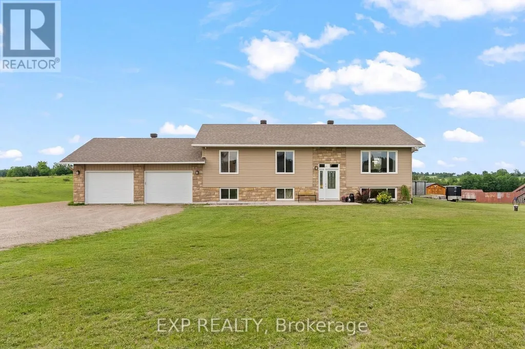 566A Pinnacle Road Horton ON K7V 3Z6