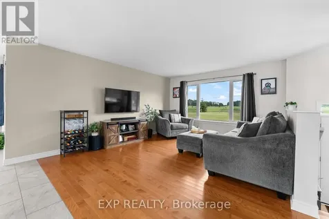 566A Pinnacle Road Horton ON K7V 3Z6