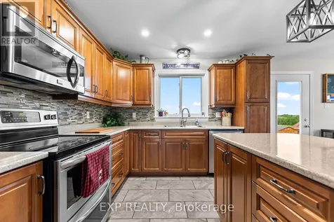 566A Pinnacle Road Horton ON K7V 3Z6