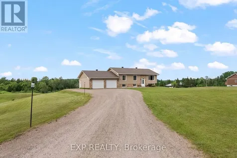 566A Pinnacle Road Horton ON K7V 3Z6