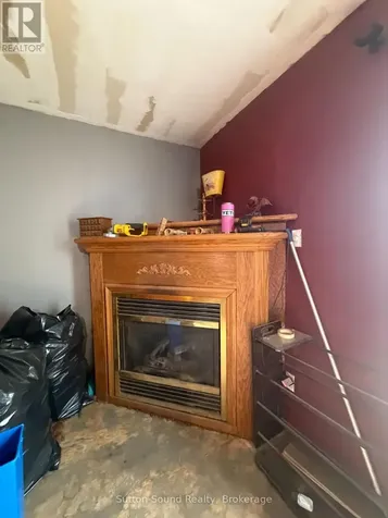 1271 2nd Avenue East Owen Sound ON N4K 2J2