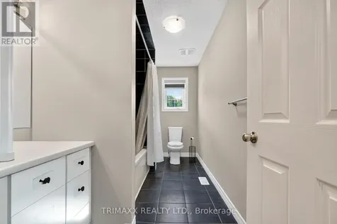 104 Tartan Avenue Kitchener ON N2R 1R7