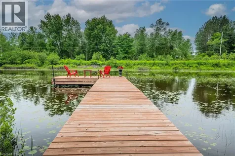 5 Bridge Road Magnetawan ON P0A 1P0