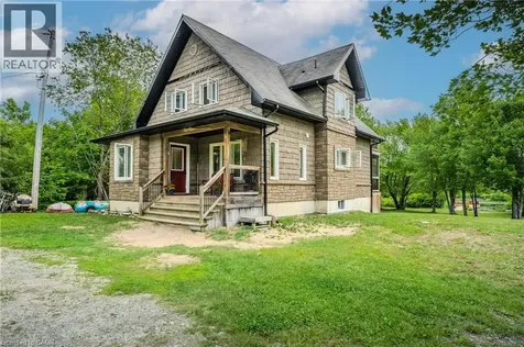 5 Bridge Road Magnetawan ON P0A 1P0