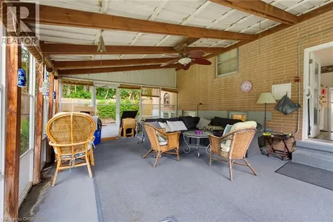 320 River Side Drive Oakville ON L6K 3N4