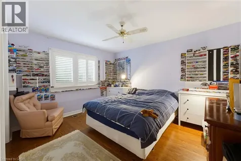 320 River Side Drive Oakville ON L6K 3N4