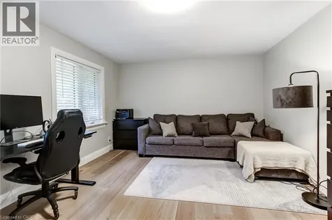 612 Marley Road Burlington ON L7T 3R7