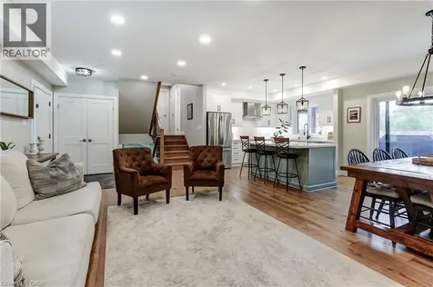 612 Marley Road Burlington ON L7T 3R7