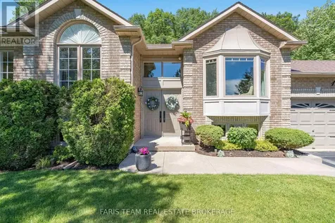 1 Rigby Drive Wasaga Beach ON L9Z 1J1