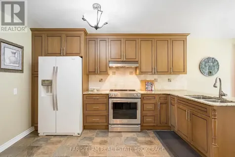 1 Rigby Drive Wasaga Beach ON L9Z 1J1