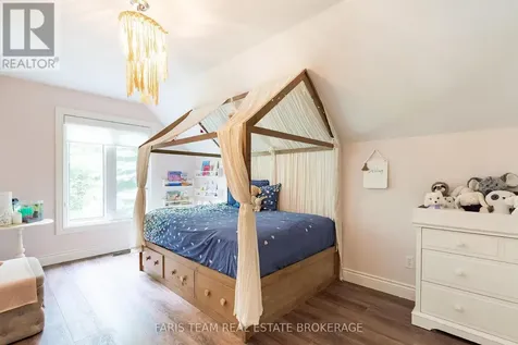 2268 Flos Road 10 East Springwater ON L0L 1P0