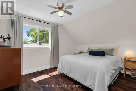 414 Forest Avenue Orillia ON L3V 3Z8