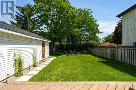 414 Forest Avenue Orillia ON L3V 3Z8