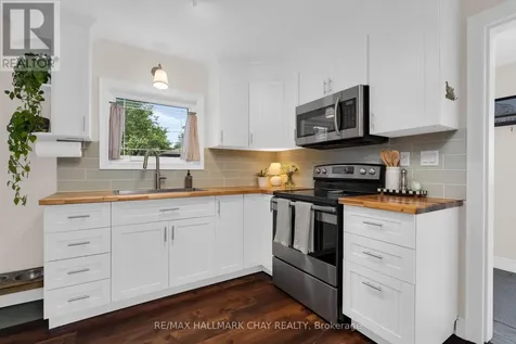 414 Forest Avenue Orillia ON L3V 3Z8