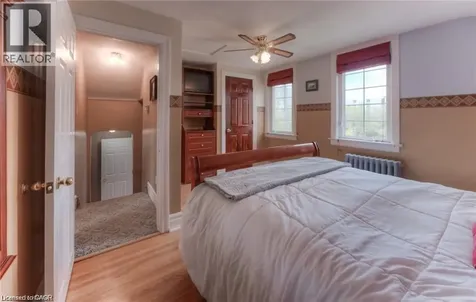 465 Nyberg Street Kitchener ON N2G 2Z2