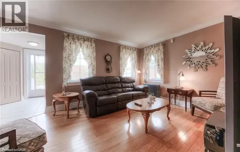 465 Nyberg Street Kitchener ON N2G 2Z2