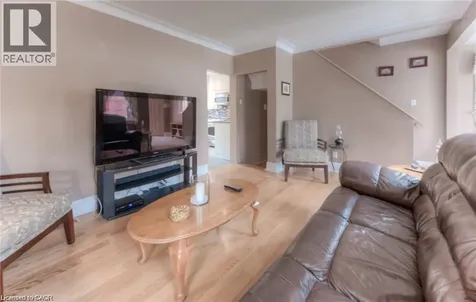 465 Nyberg Street Kitchener ON N2G 2Z2
