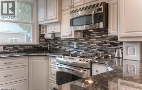 465 Nyberg Street Kitchener ON N2G 2Z2