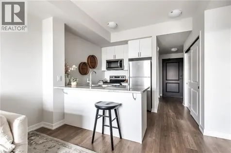 870 Queenston Road Stoney Creek ON L8G 0B9