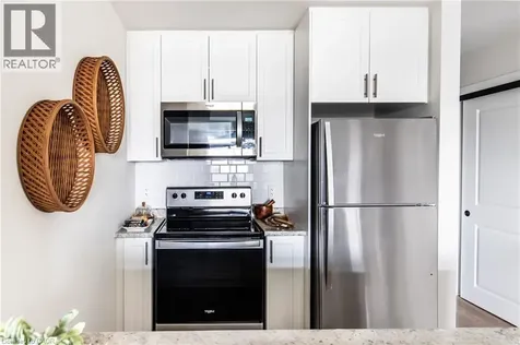 870 Queenston Road Stoney Creek ON L8G 0B9