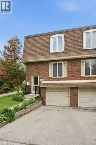 1538 Westminster Place Burlington ON L7P 2B5