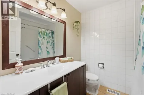 1538 Westminster Place Burlington ON L7P 2B5