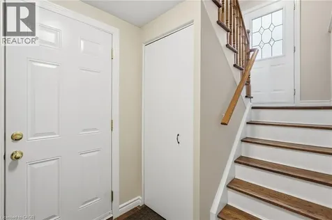 1538 Westminster Place Burlington ON L7P 2B5