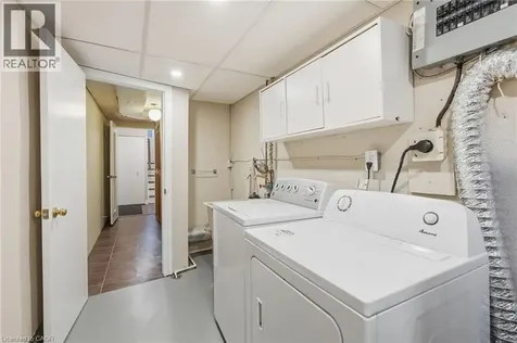 1538 Westminster Place Burlington ON L7P 2B5